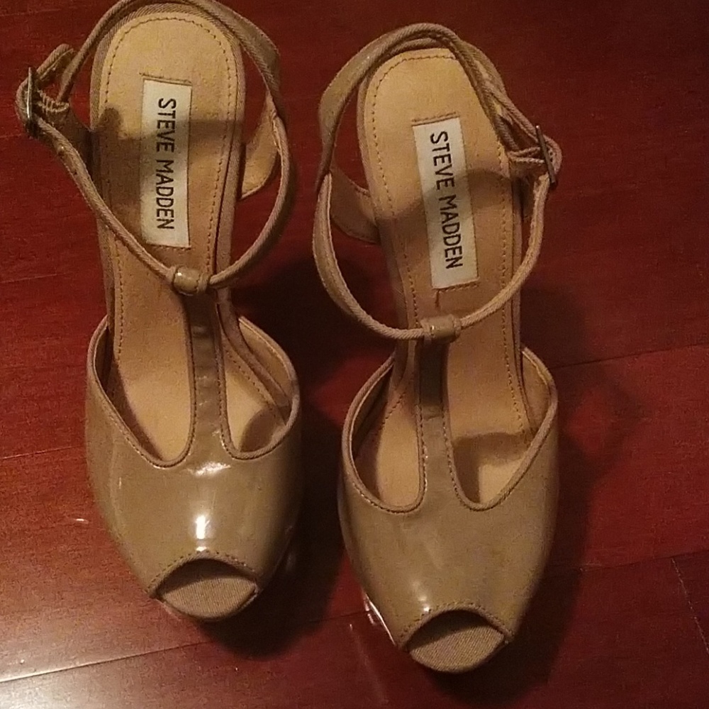 Steve Madded Nude Size 5 platform heels